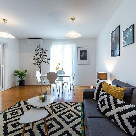 Mirjam'S Charming Apartment Ragusa Esterno foto